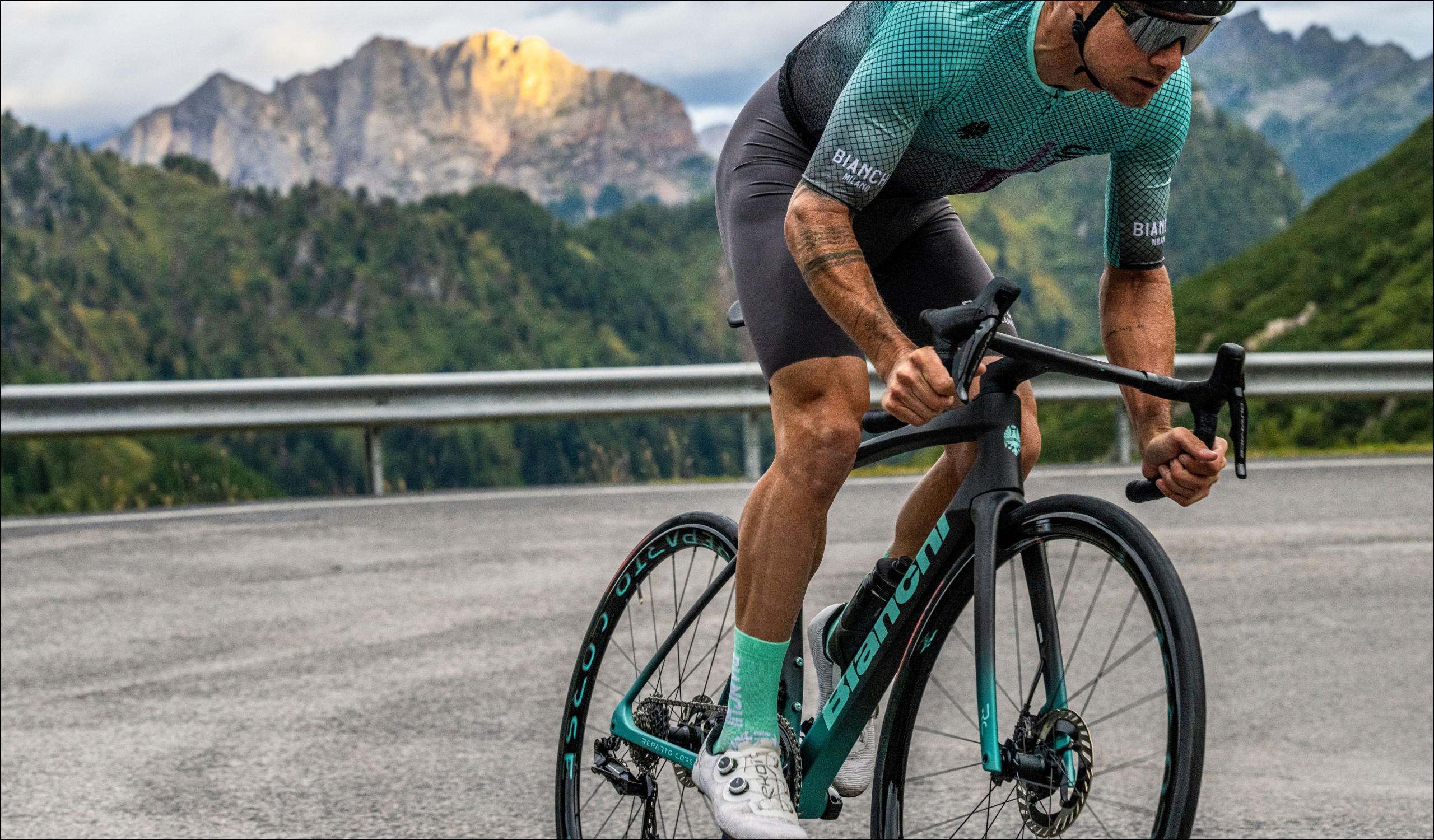 Bianchi - イタリアの自転車メーカー「Bianchi」のジャパン