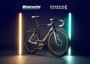 Bianchi、UCIワールドツアー チームバーレーン・ヴィクトリアスの公式レプリカモデル2車種を国内正式販売開始